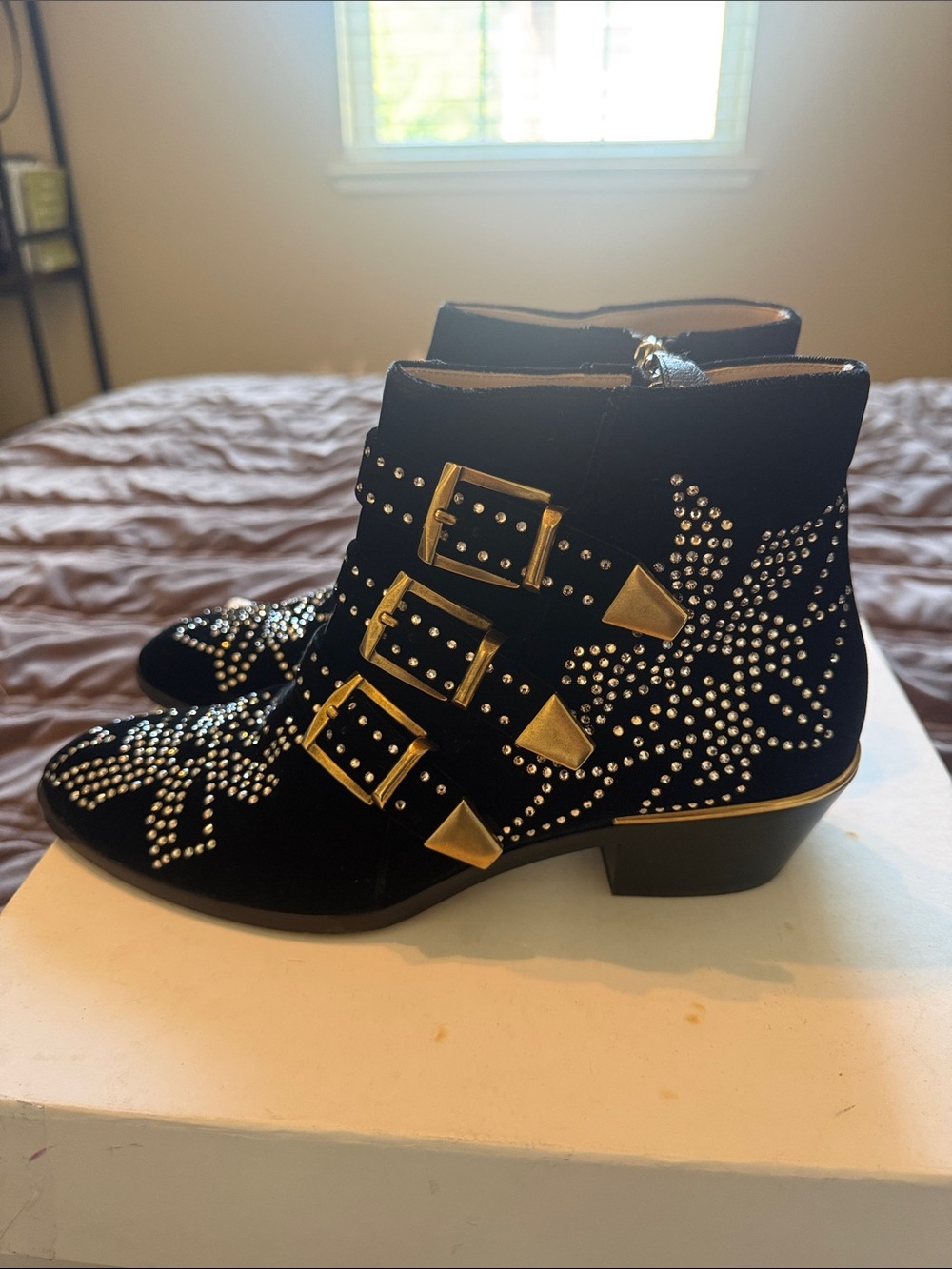 Authentic Chloe Suzanna Black Studded Suede Ankle Boots size 37.5 women’s 7.5 - Picture 5 of 16
